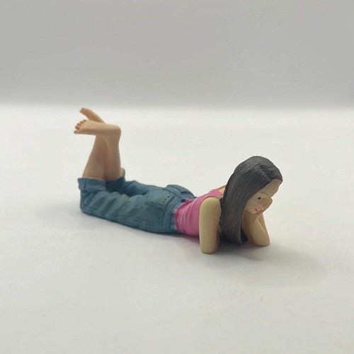 Dolls house modern resin - dolls,