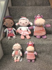Disney Junior Doc McStuffin Toy Bundle with Lambie and Hallie. 
