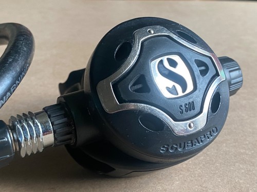 Scubapro s600 2nd stage scuba - s600,