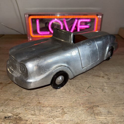 Cast aluminium model - cast, sports