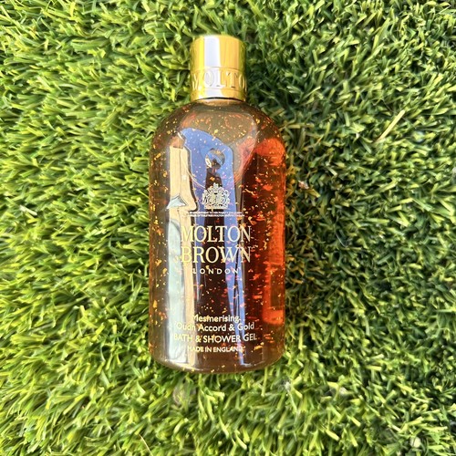 Molton brown mesmerizing oudh - mesmerizing,