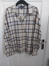 Primark Beige Navy Checked