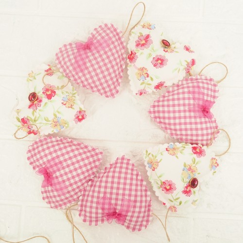 Pink fabric heart bunting - pink,