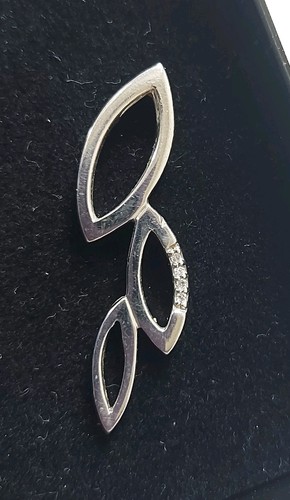 Gorgeous 925 sterling silver