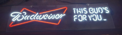 Anheuser busch budweiser - anheuser-busch,