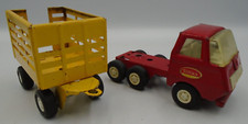 VINTAGE TONKA RED LORRY CAB UNIT & 55320 YELLOW FARM STOCK TRAILER PLEASE READ