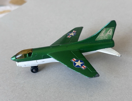 Matchbox corsair a7d - matchbox, aircraft