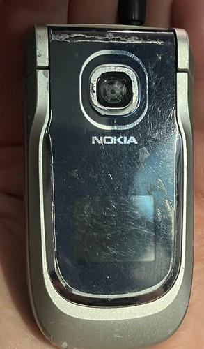 Retro nokia 2760 flip phone - 2760,