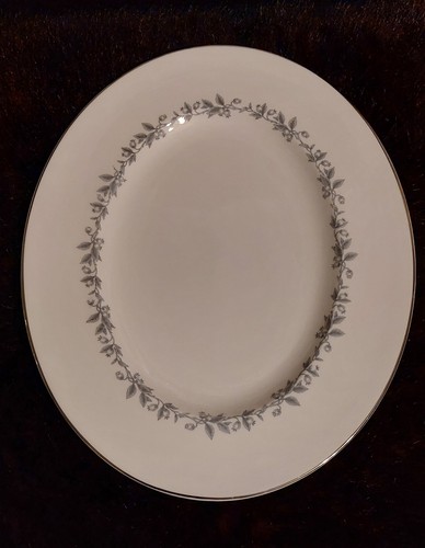 Royal tuscan silver - royal, lea