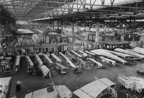 Vickers wellington factory - factory,