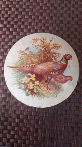 Vintage riley toffee tin - vintage, riley’s