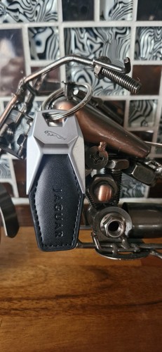 Jaguar keyring - jaguar,