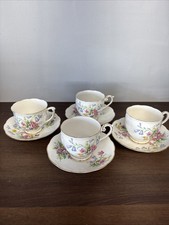 Vtg Set of 4 Queen Anne Old Country Spray Bone China Floral Teacups & Saucer