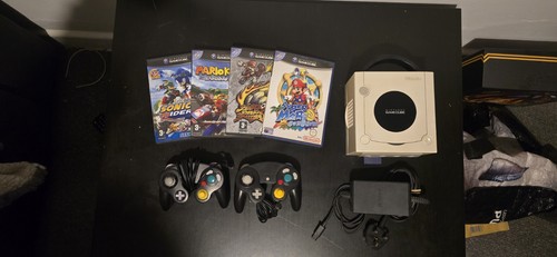 Pearl white gamecube console - white,