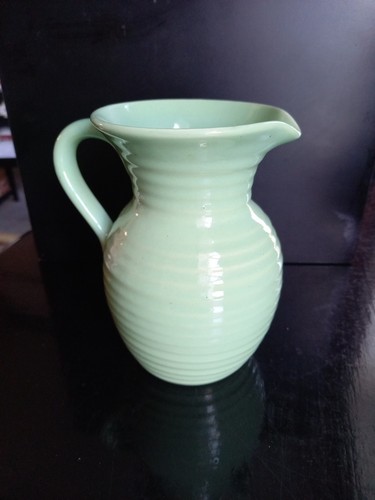 Lovatts vintage 2pt - jug., mid