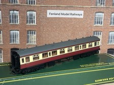 Replica Railways 12053 60' Collett 3rd BR Crimson Cream Coach OO Gauge