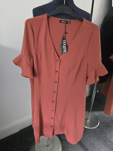 Boohoo dress brand - new, with