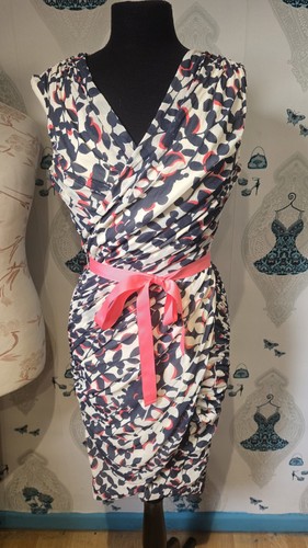 Beautiful pink grey - grey, v