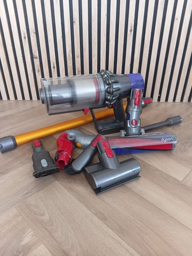 Dyson v10 cordless vacuum - dyson,