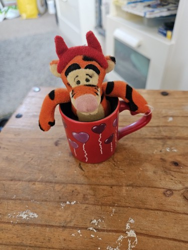 Disney store small tigger - disney, and