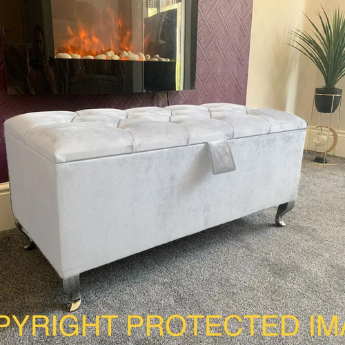 Velvet chesterfield storage - chesterfield,
