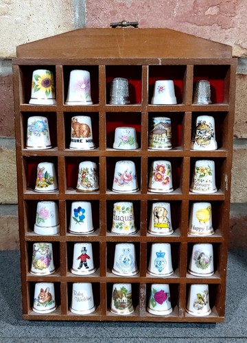 Thimble display case - case, 30