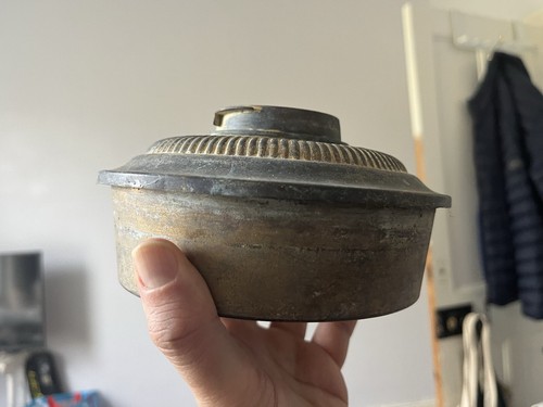 Messengers oil lamp font - lamp,