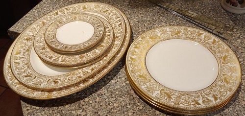 Wedgwood gold florentine - gold, w4219