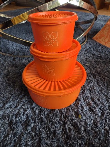 Vintage tupperware orange - x,