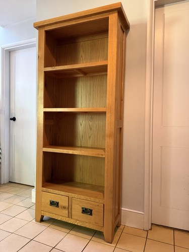 Oak furnitureland bookcase - furnitureland,