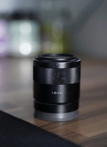 Carl zeiss sony 24mm - zeiss, e