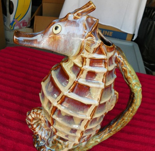 Majolica seahorse pitcher - ,