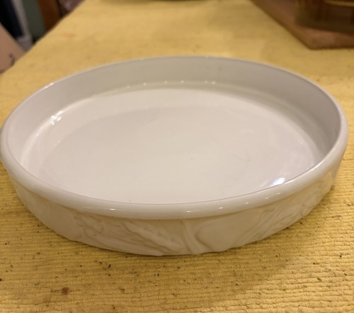 White floral fruit relief - floral,