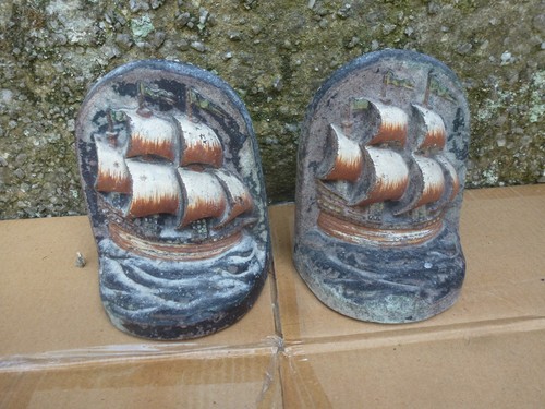 Book ends stone - book, ships,