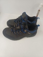 COTTON TRADER SIZE 8 BLACK AND