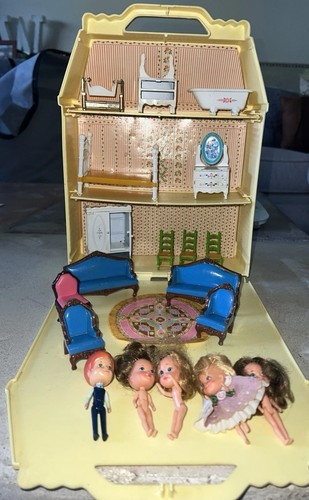 Mattel littles play - and, carry