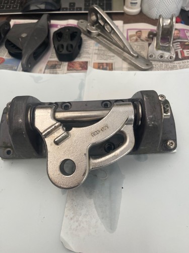 Selden mast spares