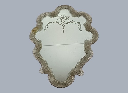 Antique venetian glass - ,