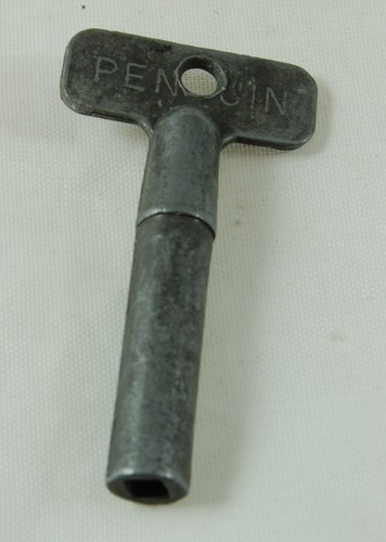 Vintage penguin key - vintage,
