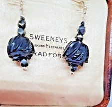 ANTIQUE  VICTORIAN WHITBY JET