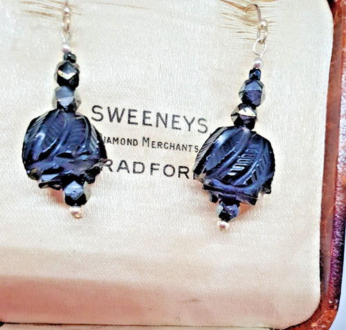 Antique victorian whitby jet - whitby,