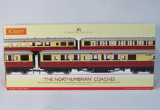 Hornby R4228 ‘The Northumbrian’ Coaches (x3 coach pack)