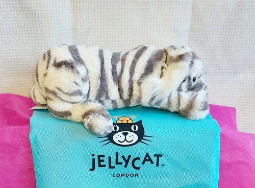 Jellycat sacha snow tiger - jellycat,