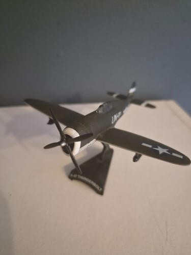 Del prado thunderbolt - del, p-47