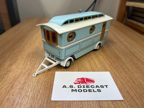 Corgi modern truck - corgi,