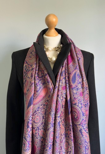Pink and navy blue - pink,