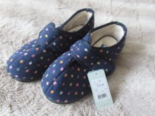 LADIES ''EASIFIT'' SLIPPERS SIZE 7 - NAVY - BRAND NEW (TAGS NOT ATTACHED)
