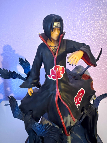 Itachi uchiha naruto - itachi, statue