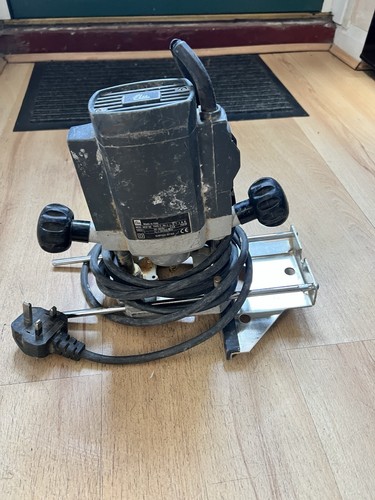 Medium sized router - medium,