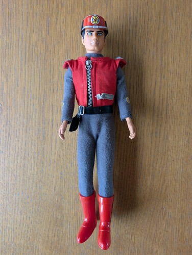 Captain scarlet action - 12",